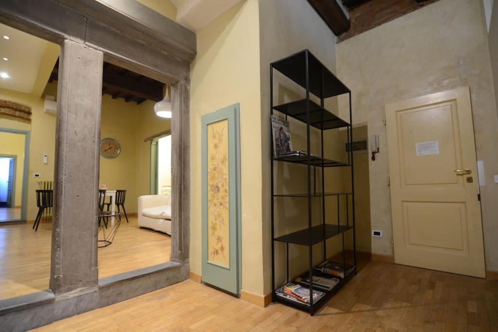 Palazzuolo 112 - Keys Of Italy Apartment Firenze Bagian luar foto