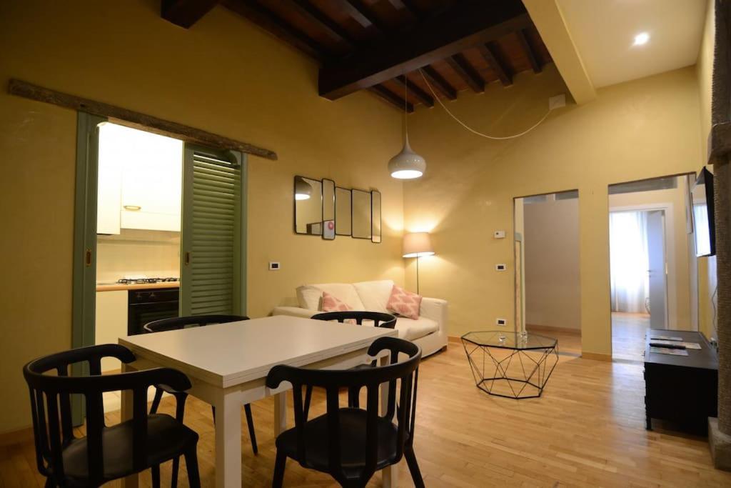 Palazzuolo 112 - Keys Of Italy Apartment Firenze Bagian luar foto